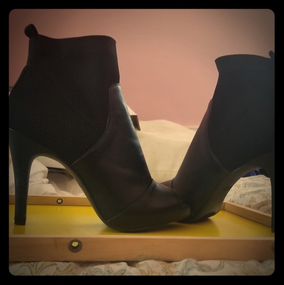 simply vera ankle boots